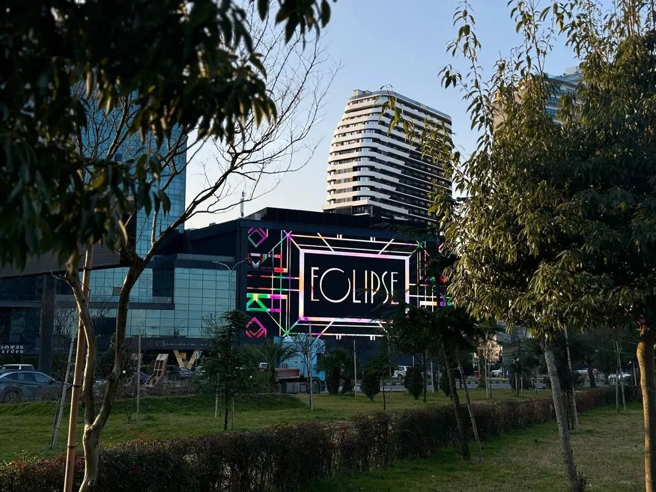 Comfort Class Apartment Near Sea & Casino Fun 바투미 0*,