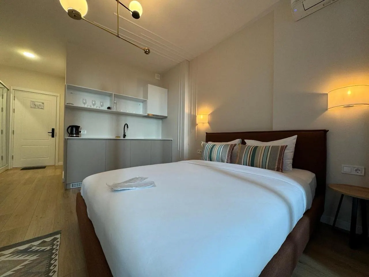 Comfort Class Apartment Near Sea & Casino Fun 바투미