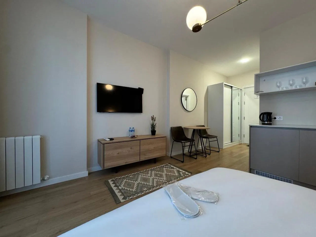 Comfort Class Apartment Near Sea & Casino Fun 바투미